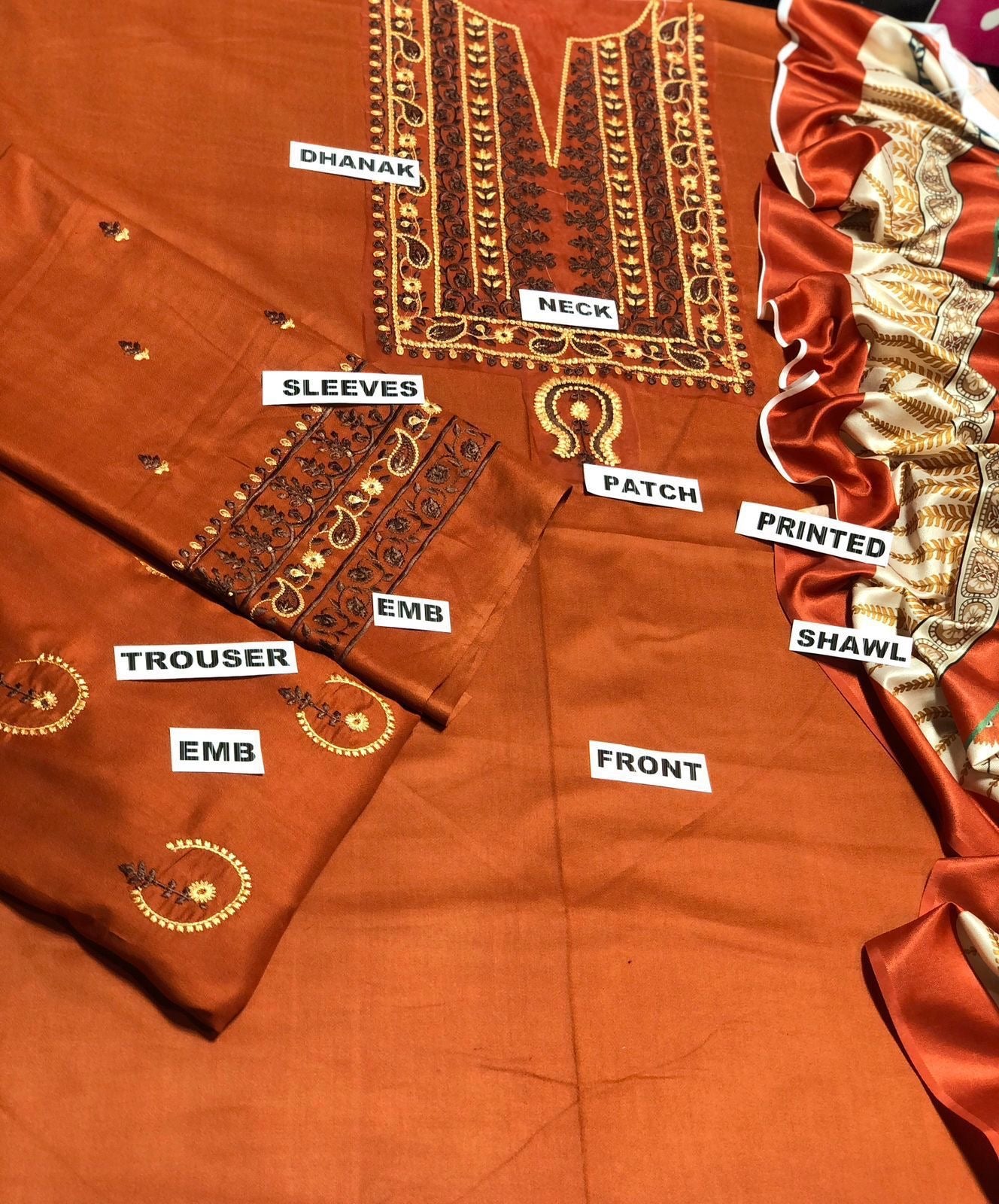 Dhanak 3pc D#1113